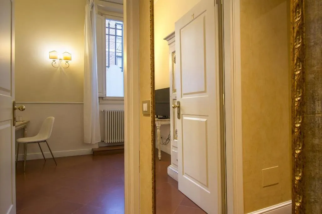 Room, B&B Relais Tiffany, Florence
