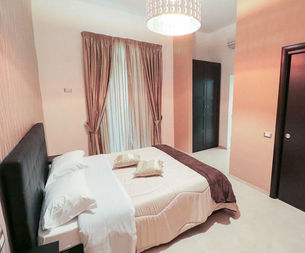 Room, Terrazza Partenopea, Naples
