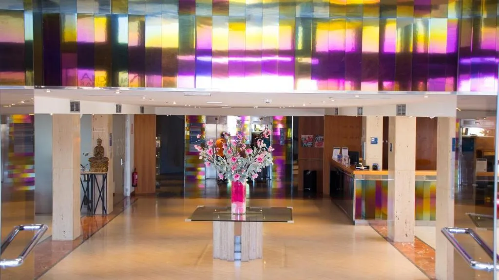 Lobby, Port Valencia Azafata, Valencia