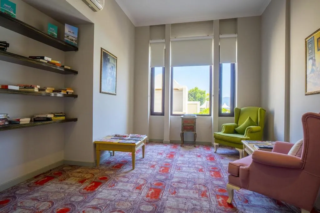 Sports and Entertainment, Azka, Bodrum