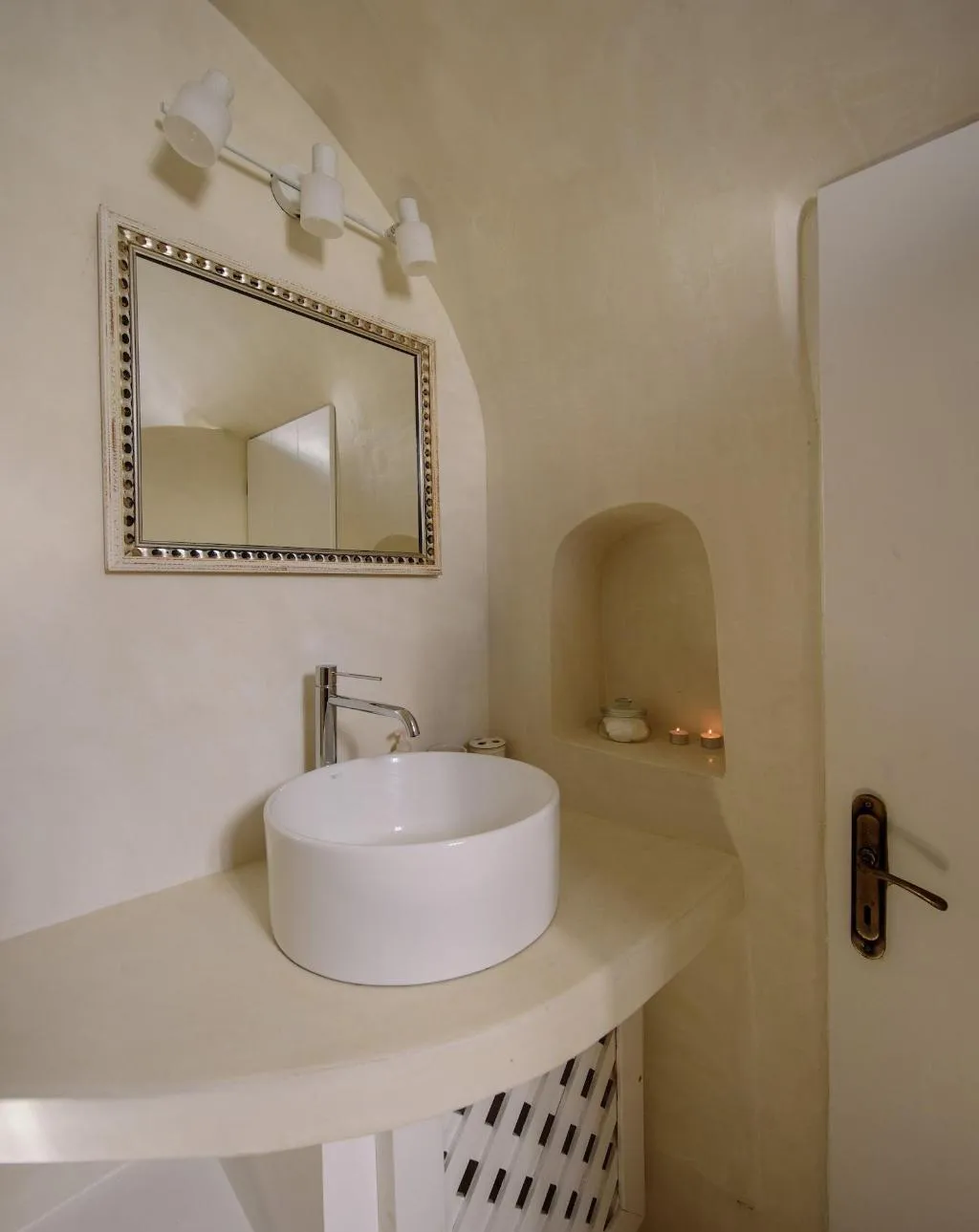 Room, Kamares Apartments, Santorini