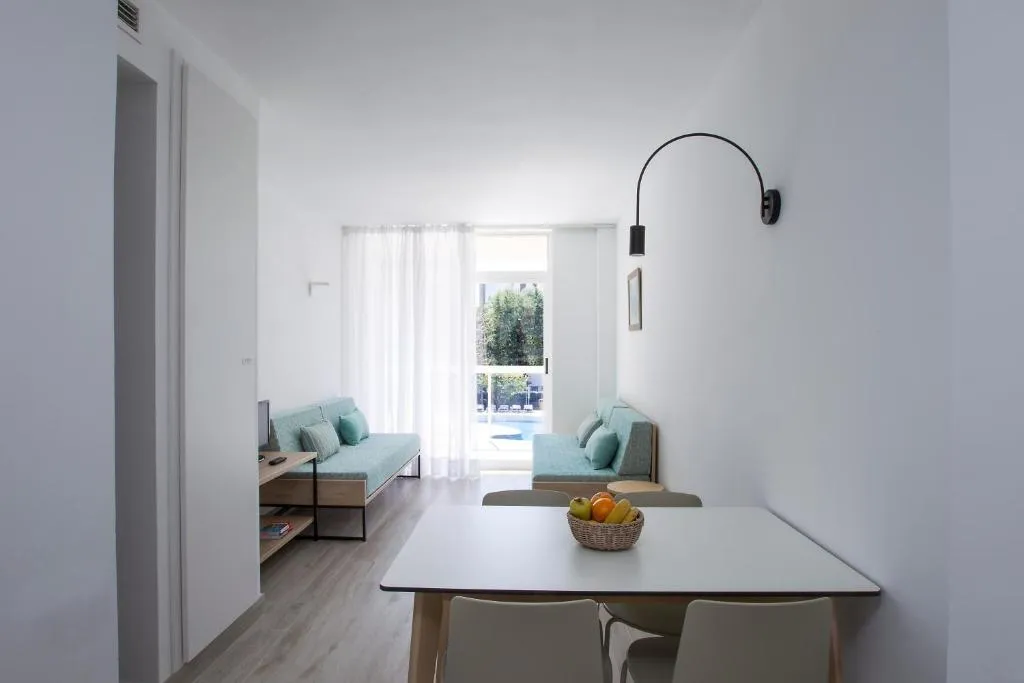 APARTMENT PREMIUM Room, Cye Holiday Centre, Costa Dorada