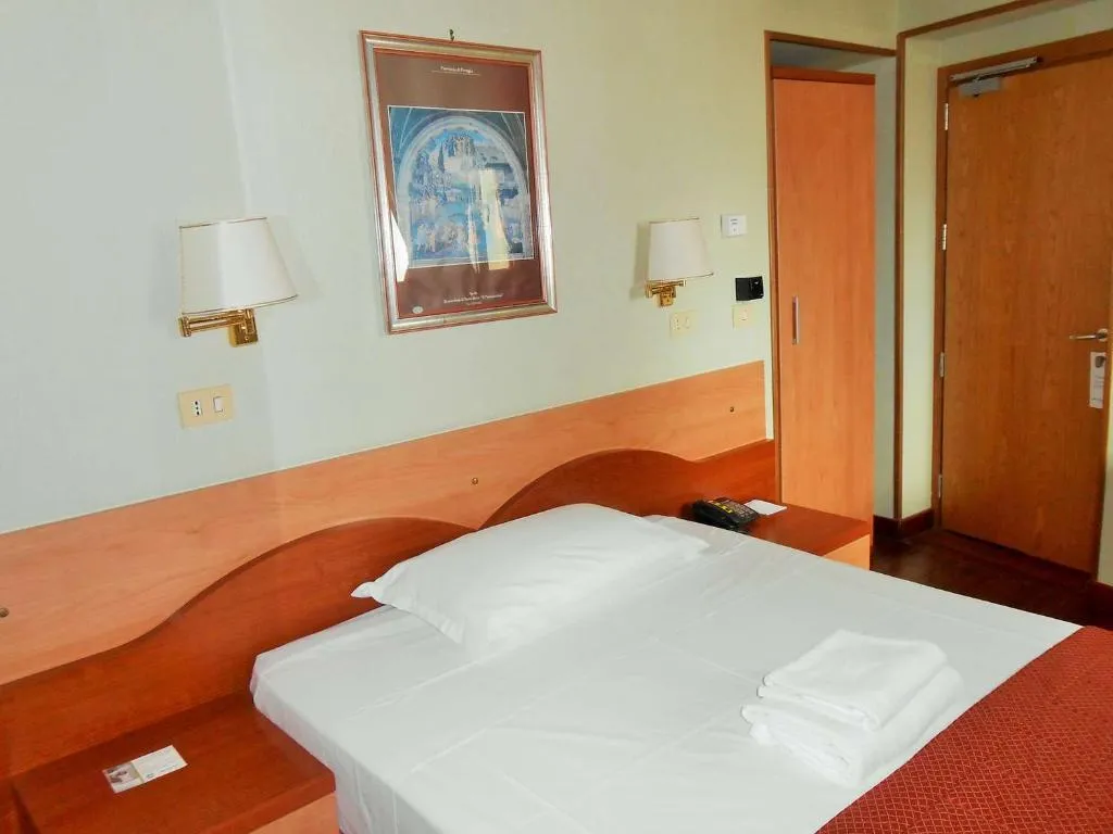 Room, Hotel Riviera Fiumicino, Rome