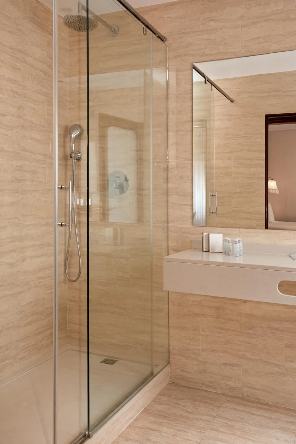 DOUBLE QUEEN SIZE BED Room, Continental Barcelona Hotel, Barcelona