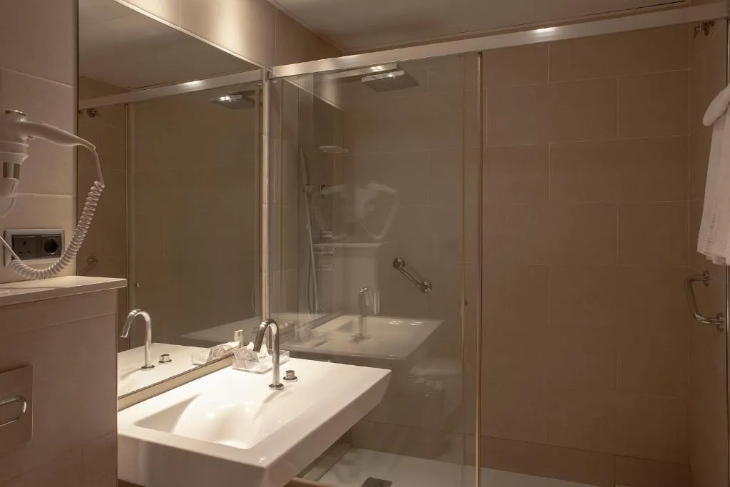 DOUBLE INNER Room, Lleo, Barcelona