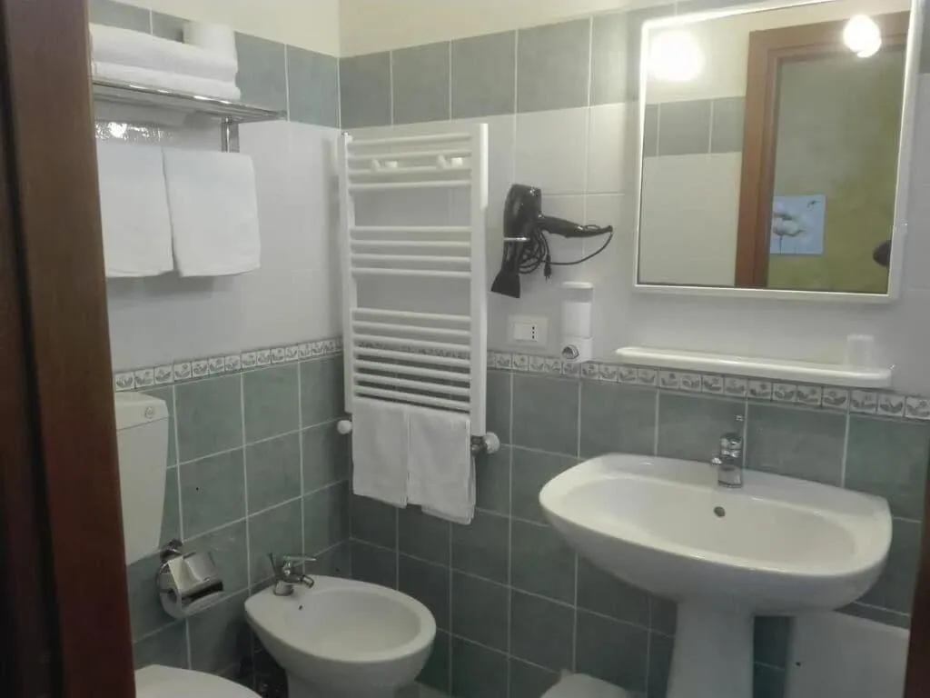 Room, B&B The Best, Palermo