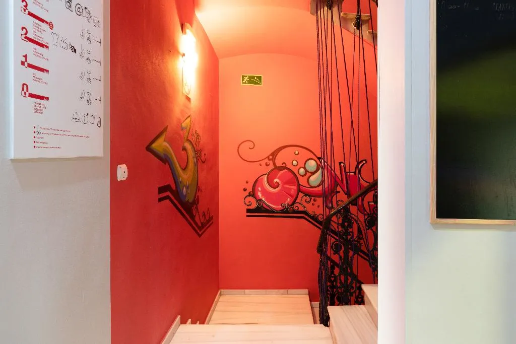 Lobby, Red Nest, Valencia