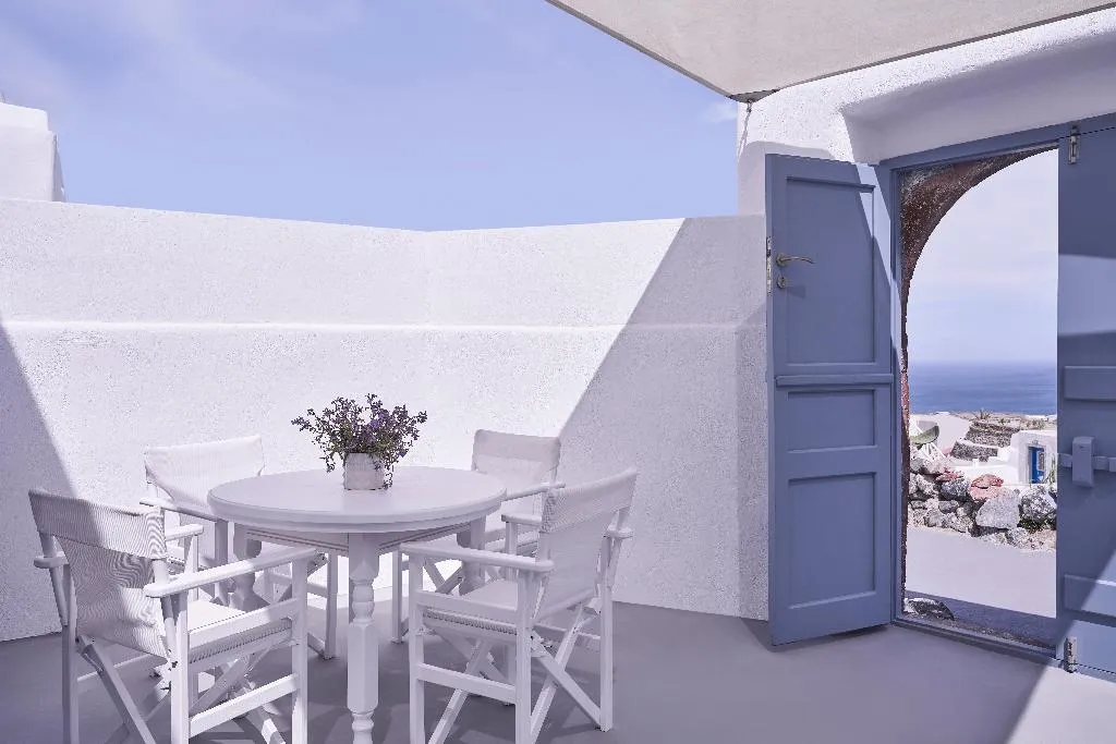SUITE STANDARD Room, Fava Eco Suites, Santorini
