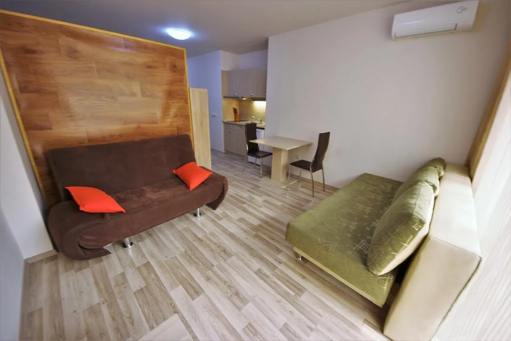STUDIO CAPACITY 4 Room, Menada Tarsis Apartments, Bourgas