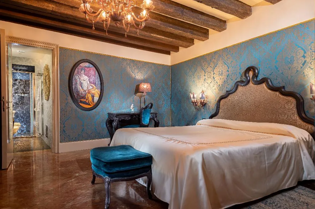 Double or Twin PRESTIGE Room, Palazzetto Madonna, Venice