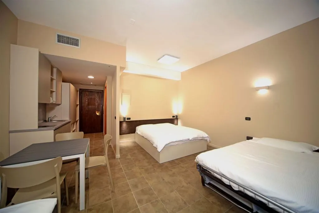 STUDIO WITH BALCONY Room, Smeraldo apartments, Milan