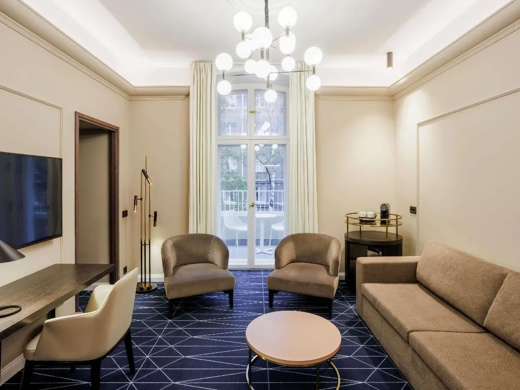 SUITE WITH BALCONY Room, Movenpick Hotel Tallinn, Tallinn