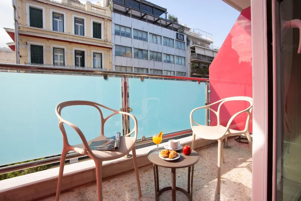 FAMILY ROOM CITY VIEW Room, Casual Kubic Athens, Athens