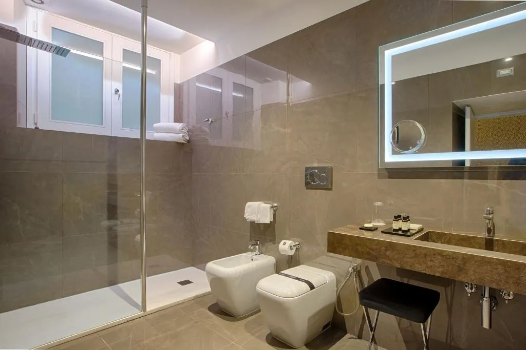 TRIPLE DELUXE Room, Caruso Place - Luxury Rooms & Suites, Naples