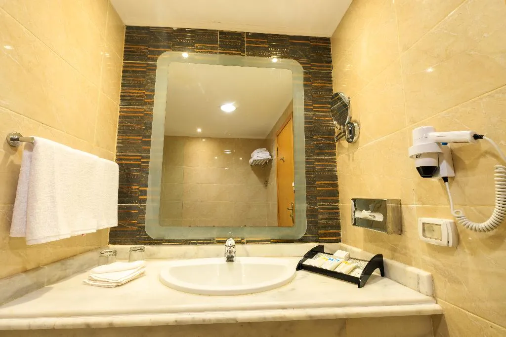 DOUBLE SEA VIEW Room, Amwaj Beach Club Resort, Red Sea Riviera