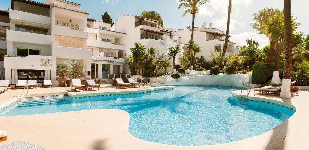 Terrace, Puente Romano Beach Resort and Spa, Costa Del Sol