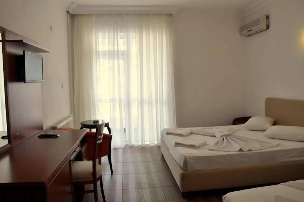 Room TWO BEDS Room, Lambada Otel Altinoluk, Izmir