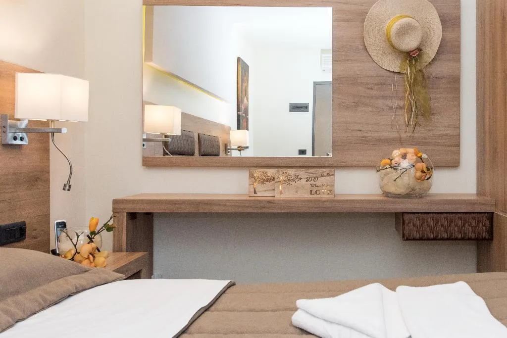 Room, Dionisos Hotel, Crete