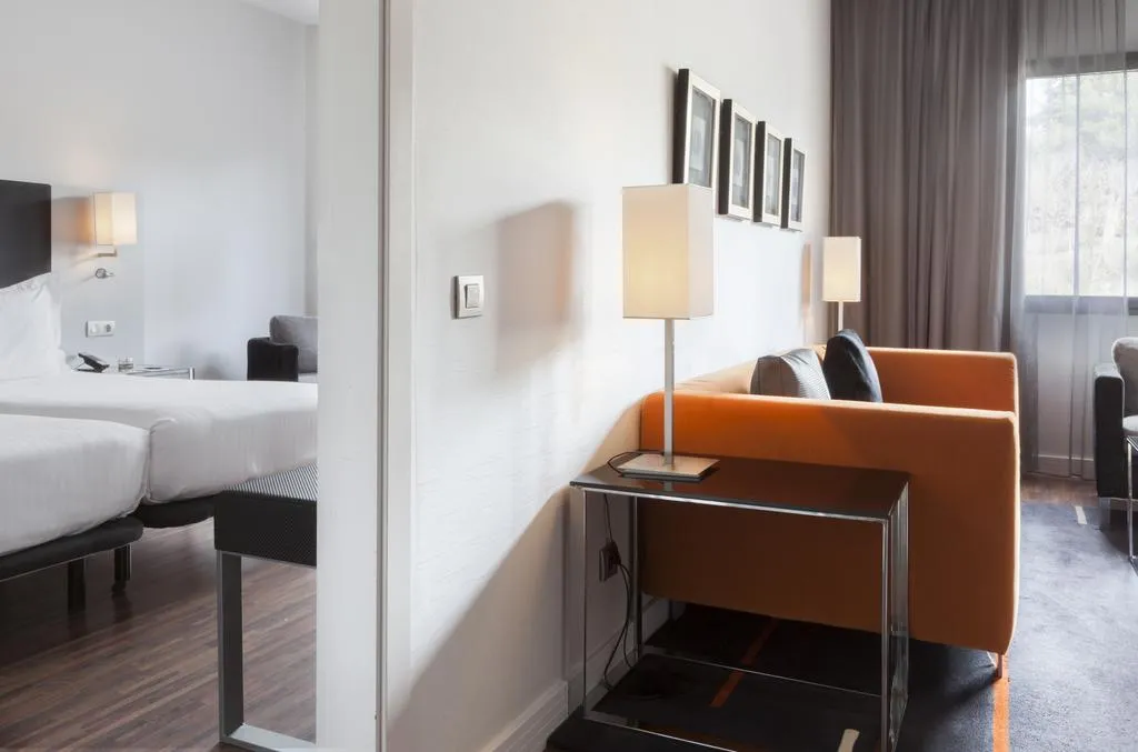 JUNIOR SUITE STANDARD Room, Hotel Palau de Bellavista Girona by URH, Costa Brava
