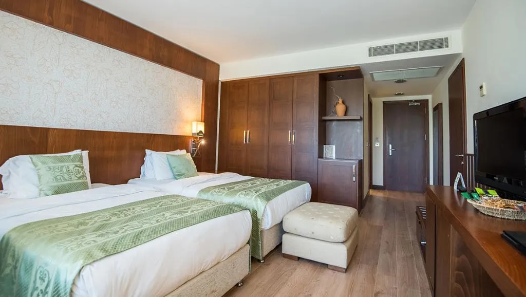Room SEA VIEW Room, Korineum Golf Resort, Cyprus