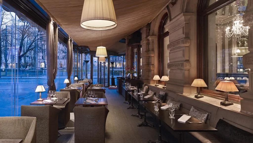 Bar, Hotel Kamp, Helsinki