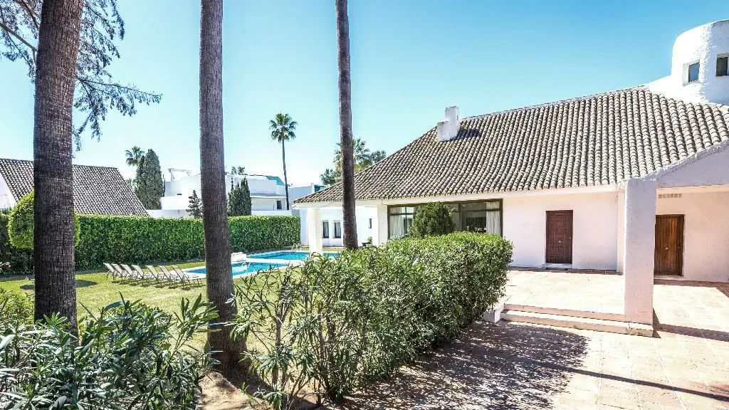 VILLA STANDARD Room, Villa Marina Puerto Banus, Costa Del Sol