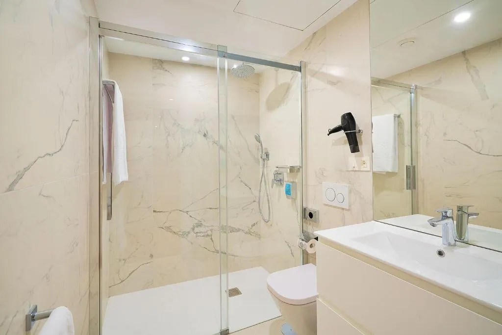 Room, Tandem Torres De Cádiz Suites, Costa De La Luz