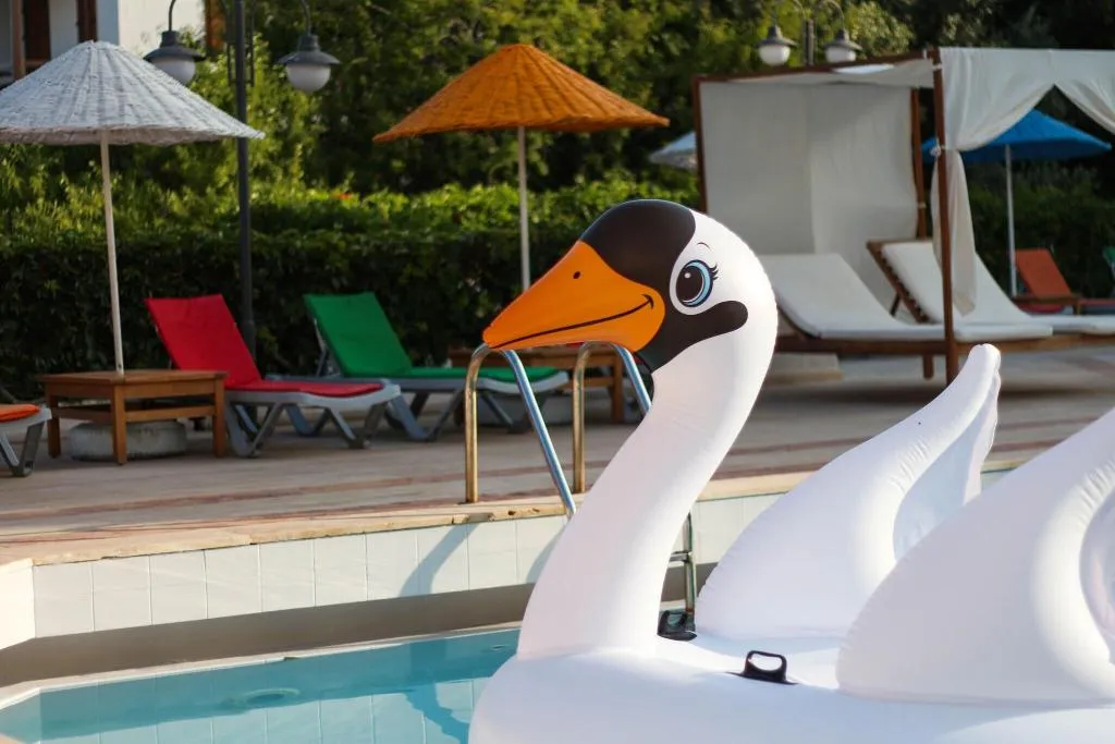 Pool, Arinnanda, Izmir