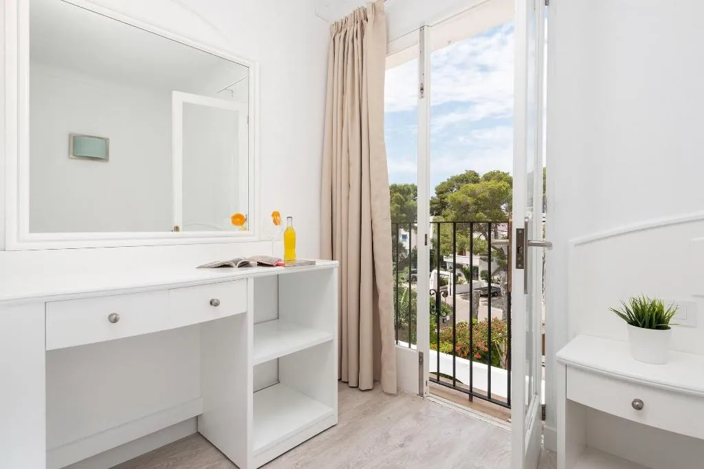 Room, Talamanca, Majorca