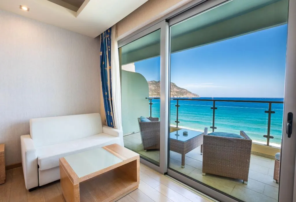 TRIPLE SEA VIEW Room, Konstantinos Palace, Rhodes