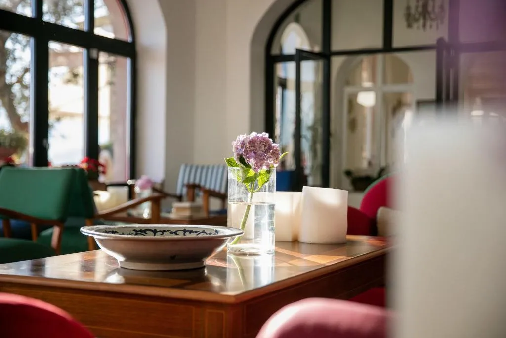 Lobby, Minerva, Naples