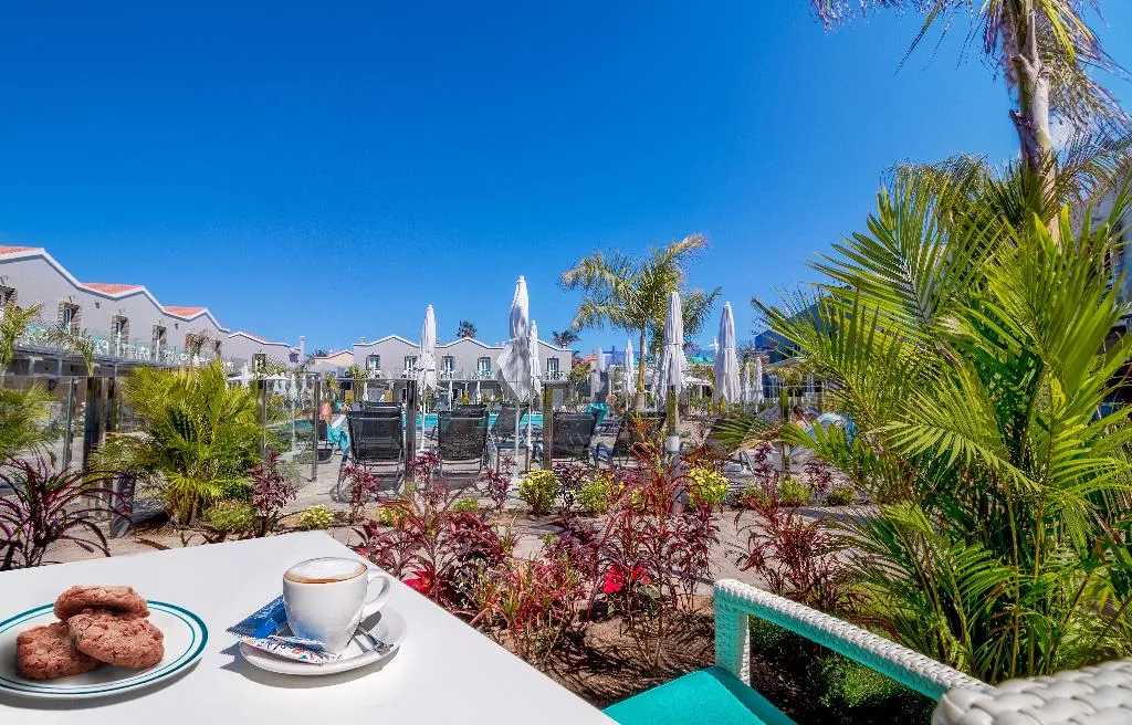 Terrace, Hotel LIVVO Los Calderones, Gran Canaria