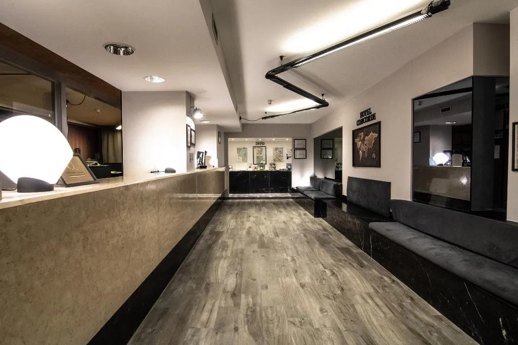 Lobby, Concorde, Milan