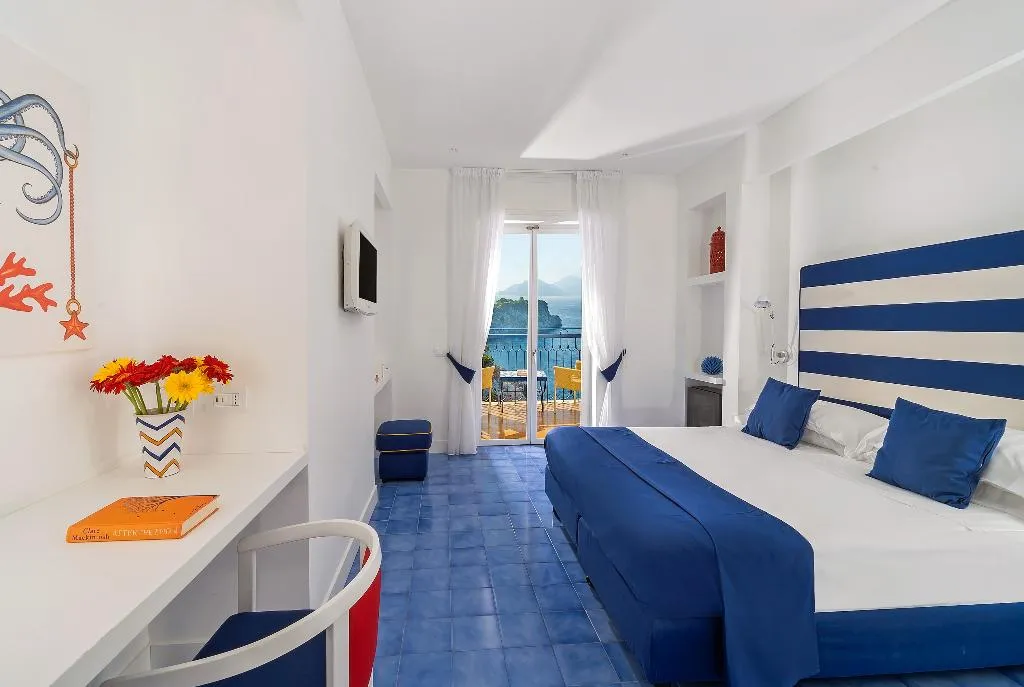 Double or Twin CLASSIC Room, Delfino, Naples