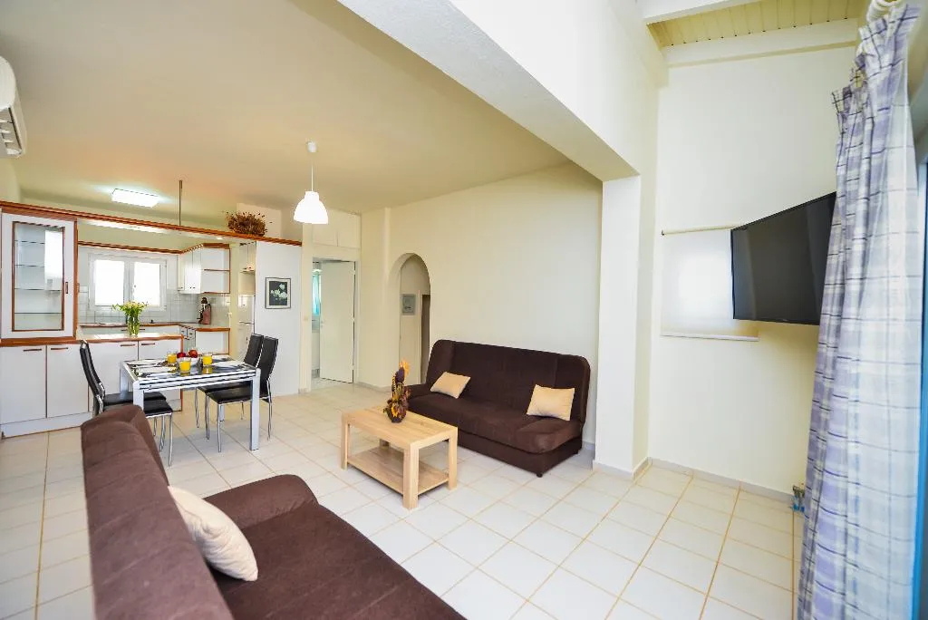 APARTMENT SUPERIOR TWO BEDROOMS Room, Golden Dream Apartments, Crete