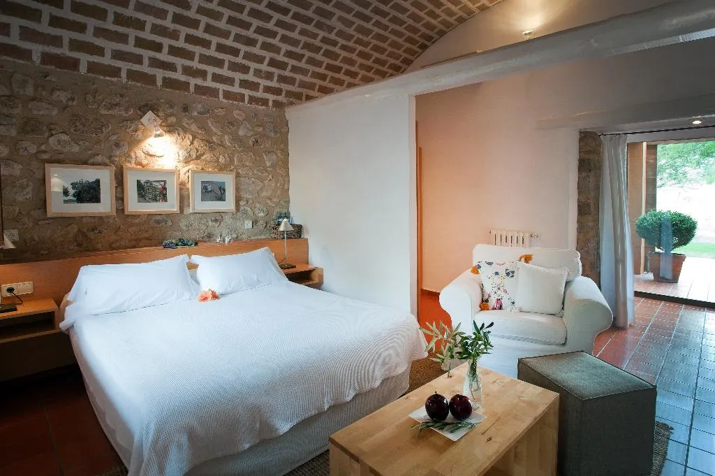 JUNIOR SUITE GARDEN VIEW Room, Mas Falgarona Hotel Boutique & Spa, Costa Brava