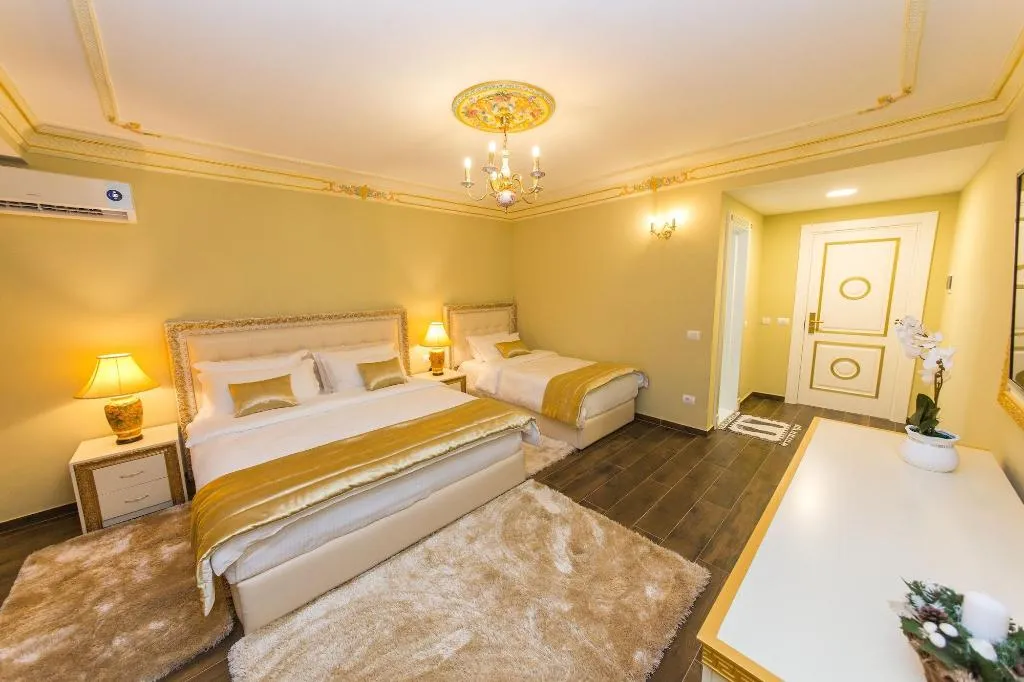 Room, Empire Hotel, Durres