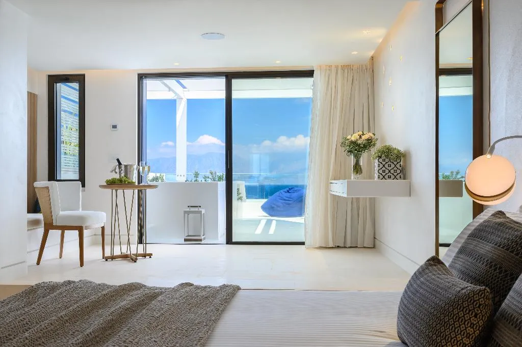 JUNIOR SUITE STANDARD Room, The Island Concept, Crete