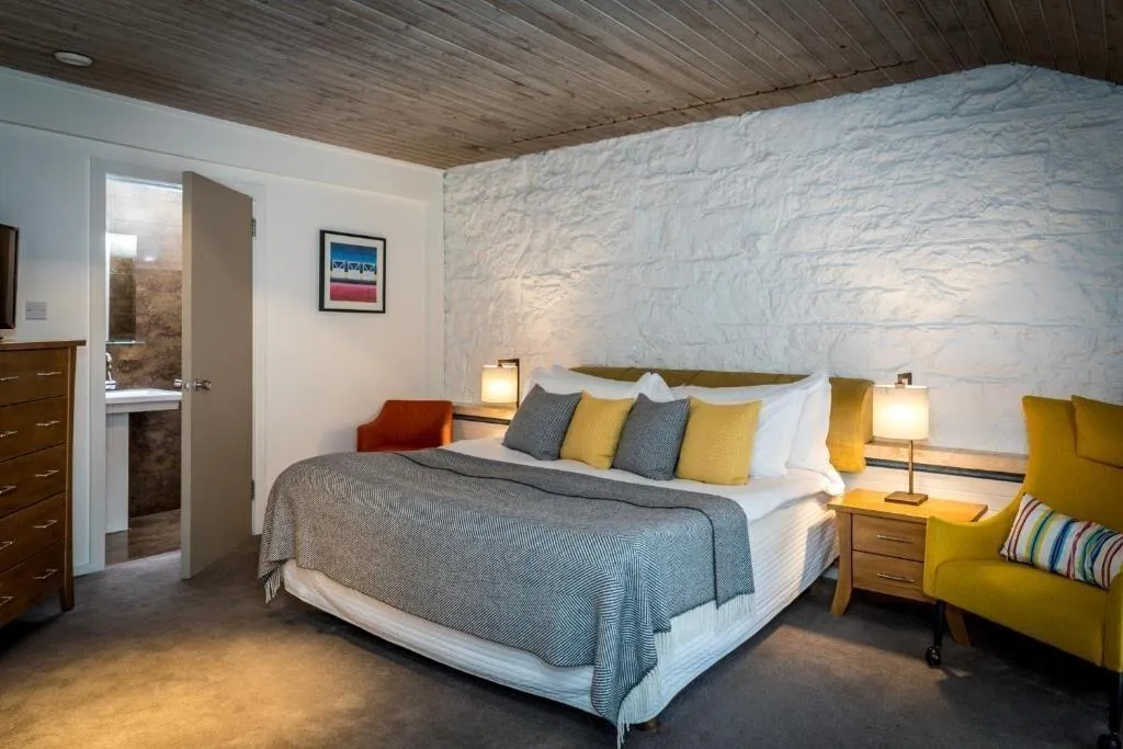 Room, Number 31, Dublin
