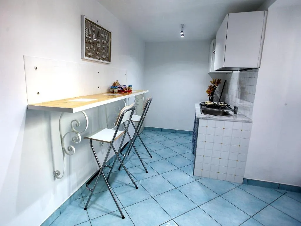 Room, B&B La Grotta Marina, Naples