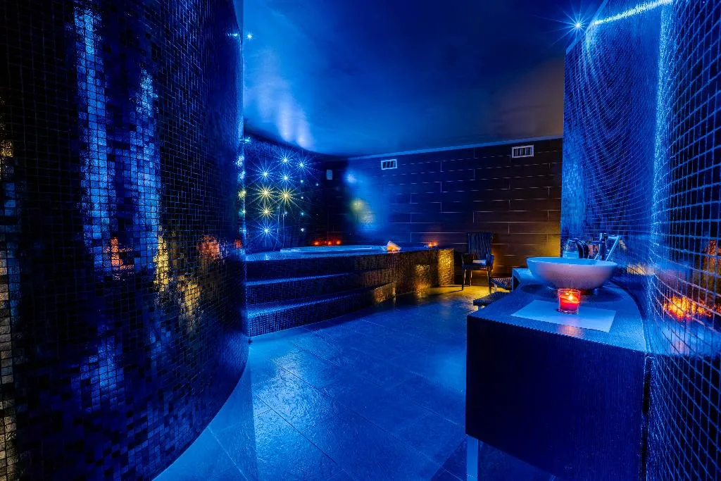 Sports and Entertainment, For You Hotel, Milan