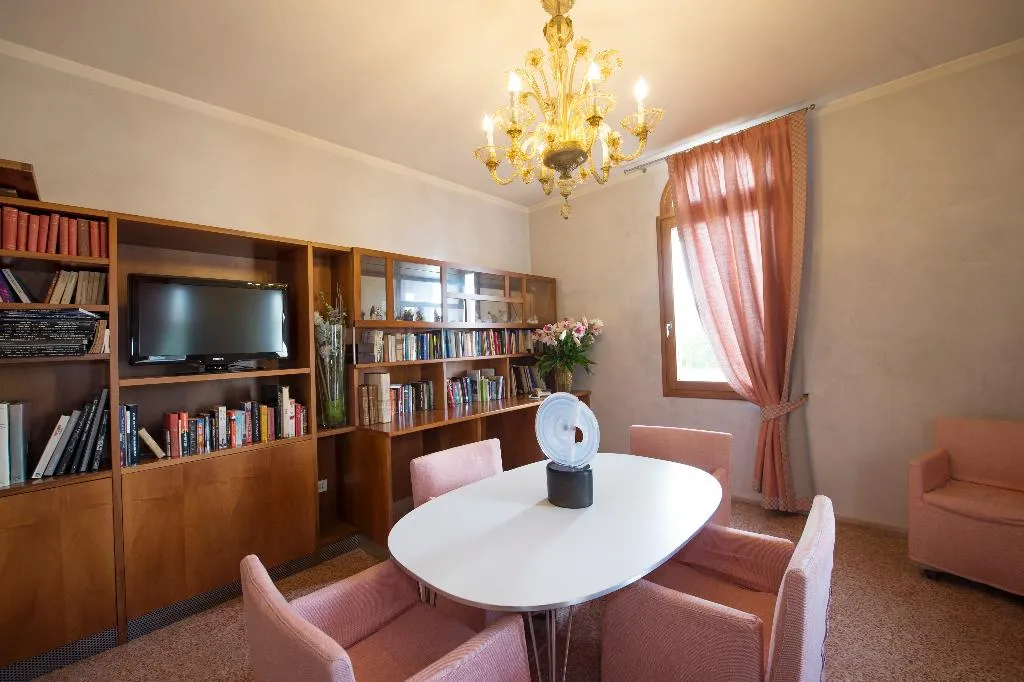 Conferences, Villa Mabapa, Venice