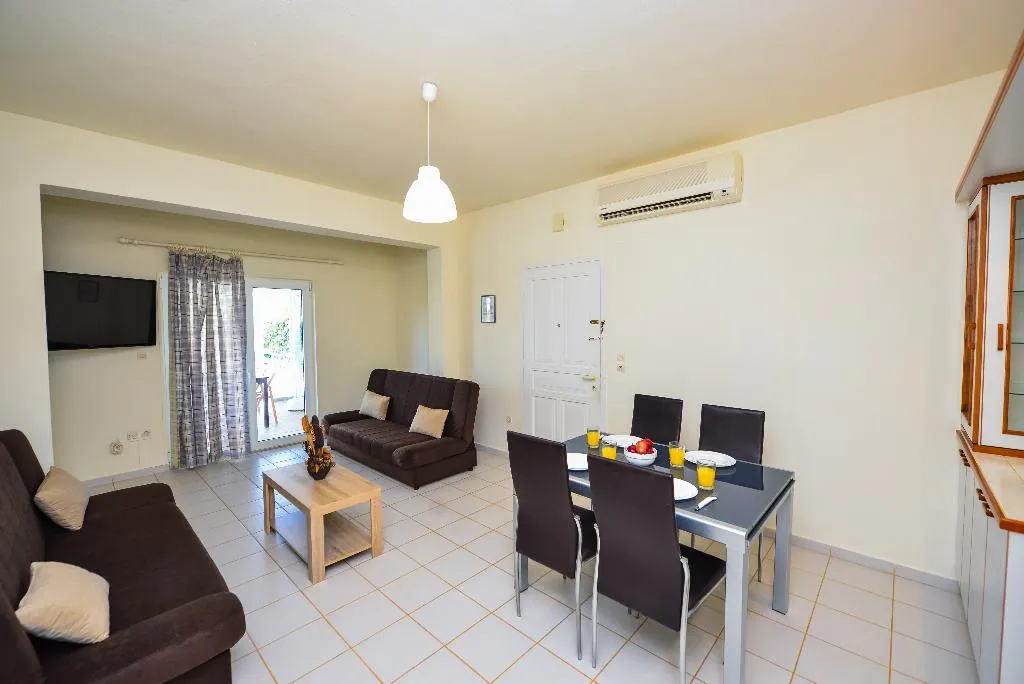 APARTMENT SUPERIOR TWO BEDROOMS Room, Golden Dream Apartments, Crete