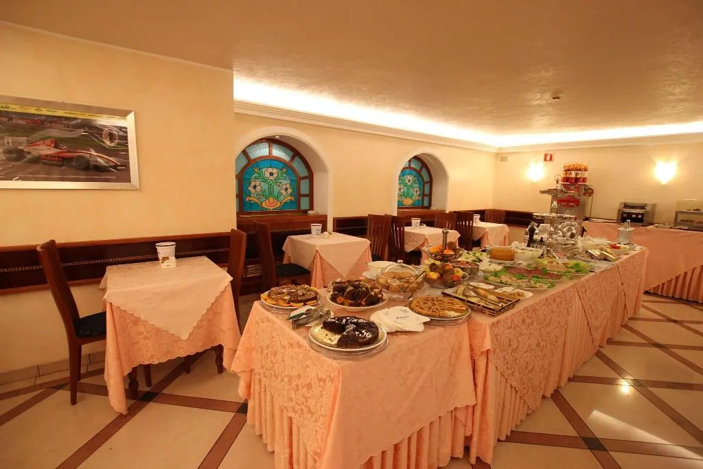Restaurant, Montebianco - Mokinba Hotels, Milan
