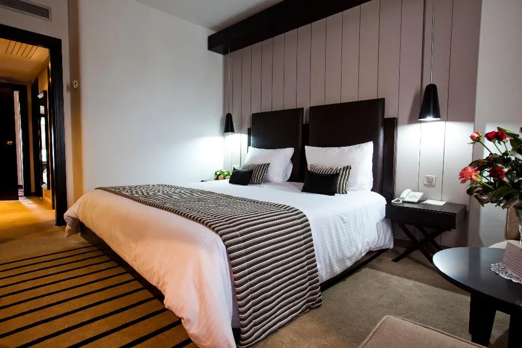 Room, El Mouradi Palace Hotel for family & couples only, Tunisia