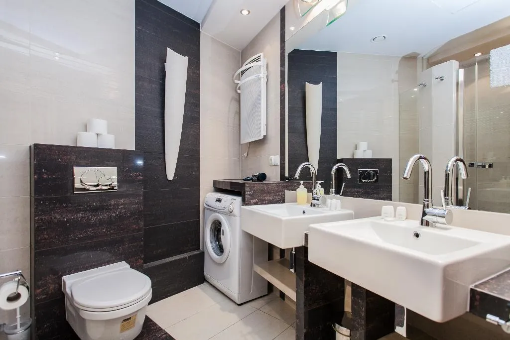 APARTMENT CAPACITY 4 TWO BEDROOMS Room, Hamilton Suites - Atlantis Apartments, Krakow