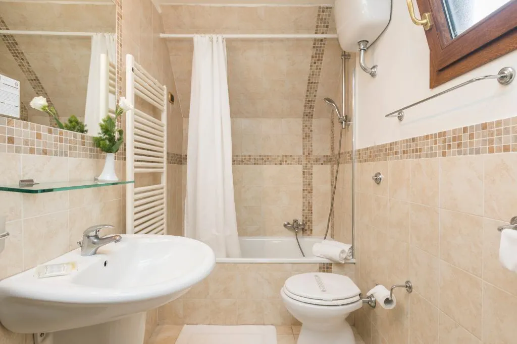 DOUBLE STANDARD Room, Villa Rosa, Rome
