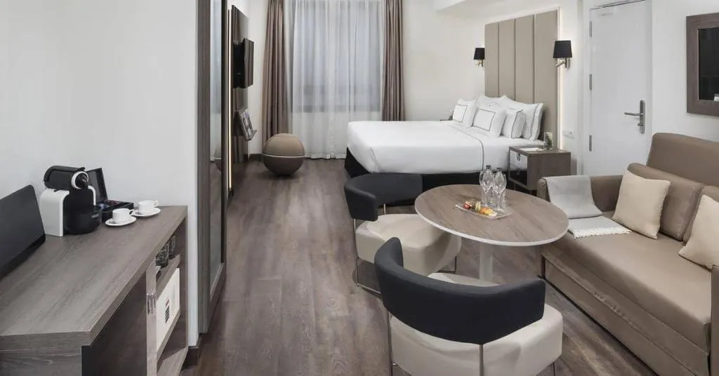 Room, Melia Madrid Serrano, Madrid