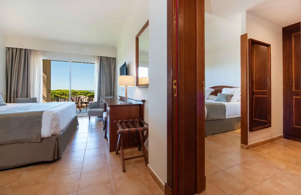 FAMILY ROOM CAPACITY 4 Room, Valentin Sancti Petri, Costa De La Luz