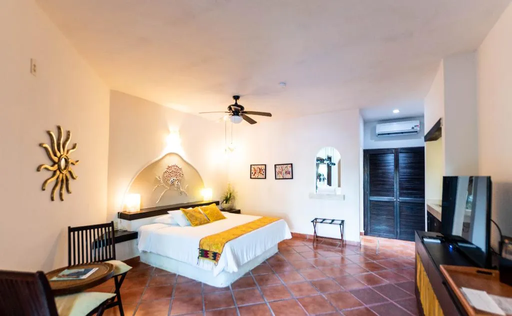 JUNIOR SUITE KING SIZE BED Room, Riviera del Sol, Playa Del Carmen